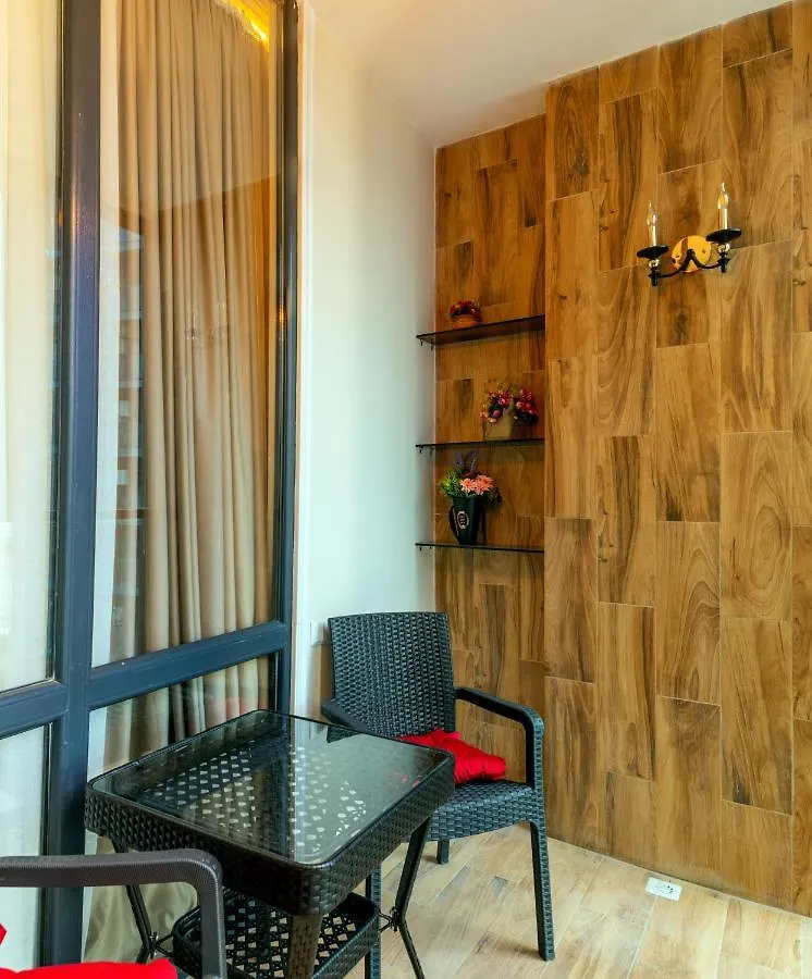 Entire Flat With City Skyline View - Two Bedrooms Батуми